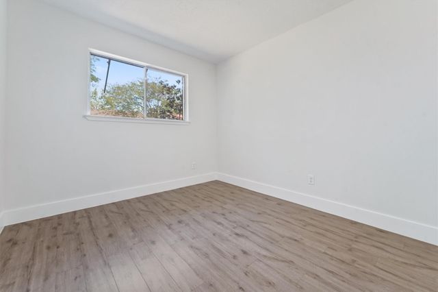 5707 Toddington Road, Humble, TX 77346