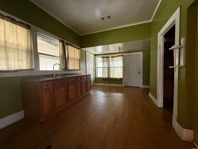 501 N Pine Street, Fordyce, AR 71742