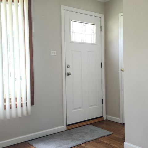 9810 Warren Avenue, Oak Lawn, IL 60453