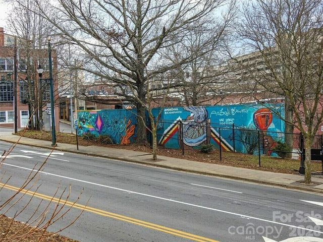 93 Broadway Street, Asheville, NC 28801