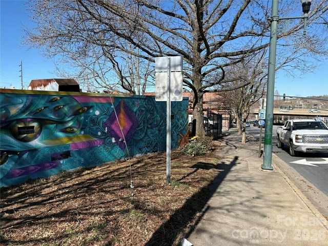 93 Broadway Street, Asheville, NC 28801