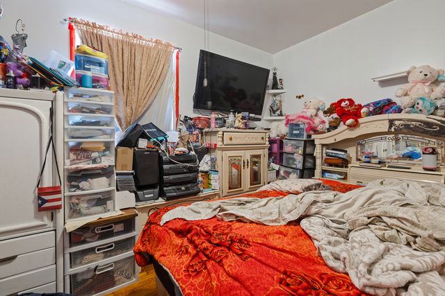 1533 N Waller Avenue, Chicago, IL 60651