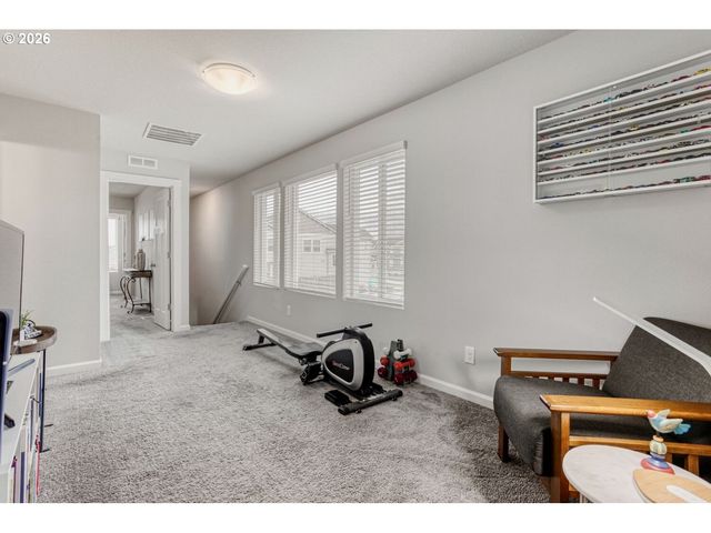 7746 Se YOUNGS St, Hillsboro, OR 97123