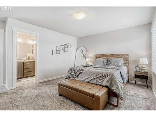 7746 Se YOUNGS St, Hillsboro, OR 97123