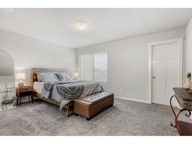 7746 Se YOUNGS St, Hillsboro, OR 97123