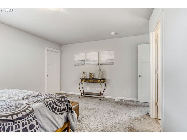 7746 Se YOUNGS St, Hillsboro, OR 97123