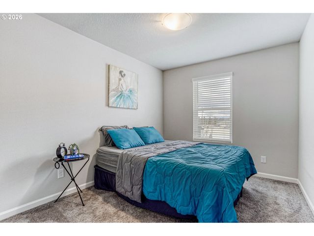 7746 Se YOUNGS St, Hillsboro, OR 97123