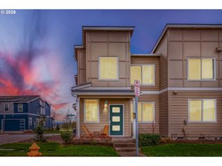 7746 Se YOUNGS St, Hillsboro, OR 97123