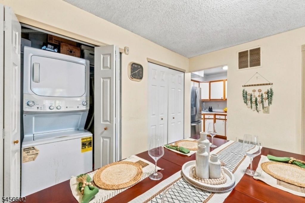 1338 Lavender Ct, Mahwah Twp., NJ 07430 — photo 5