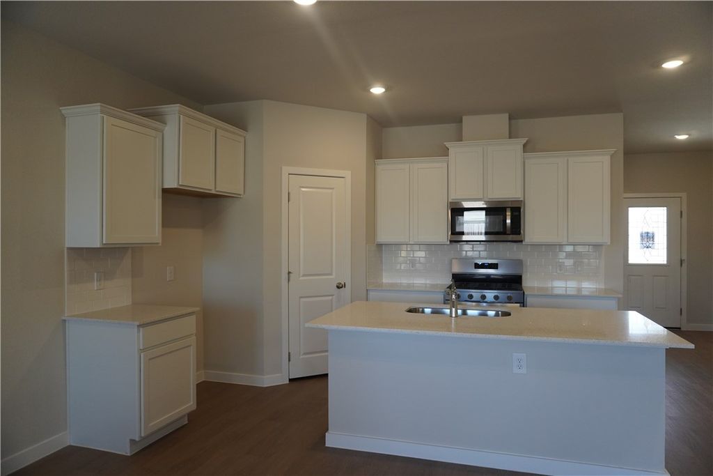 8030 Trisha Lane, Corpus Christi, TX 78414 — photo 2