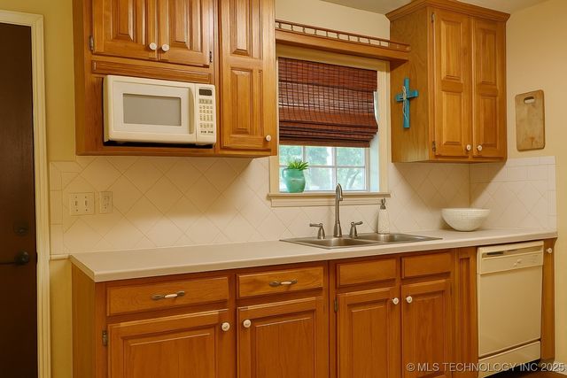 118188 S 4110 Road, Eufaula, OK 74432