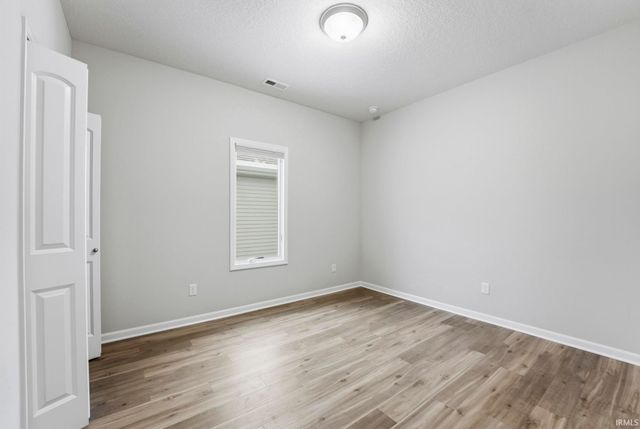 832 Owls Point, Fort Wayne, IN 46825