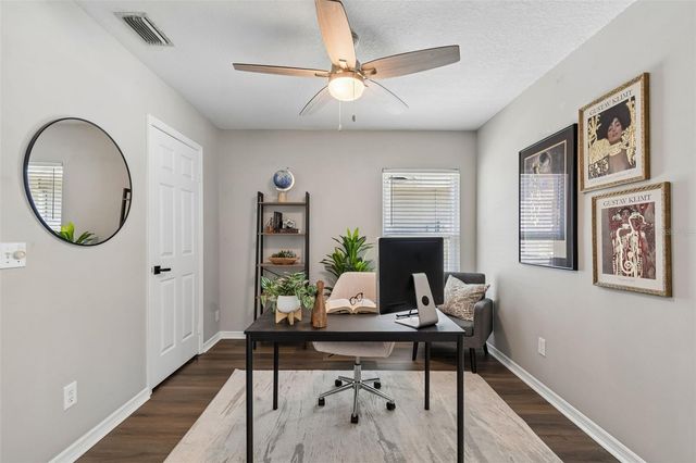 9735 CYPRESS POND AVENUE, Tampa, FL 33647