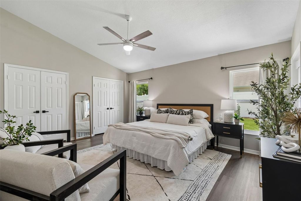 Image 13 of property listing at 9735 CYPRESS POND AVENUE, Tampa, FL 33647