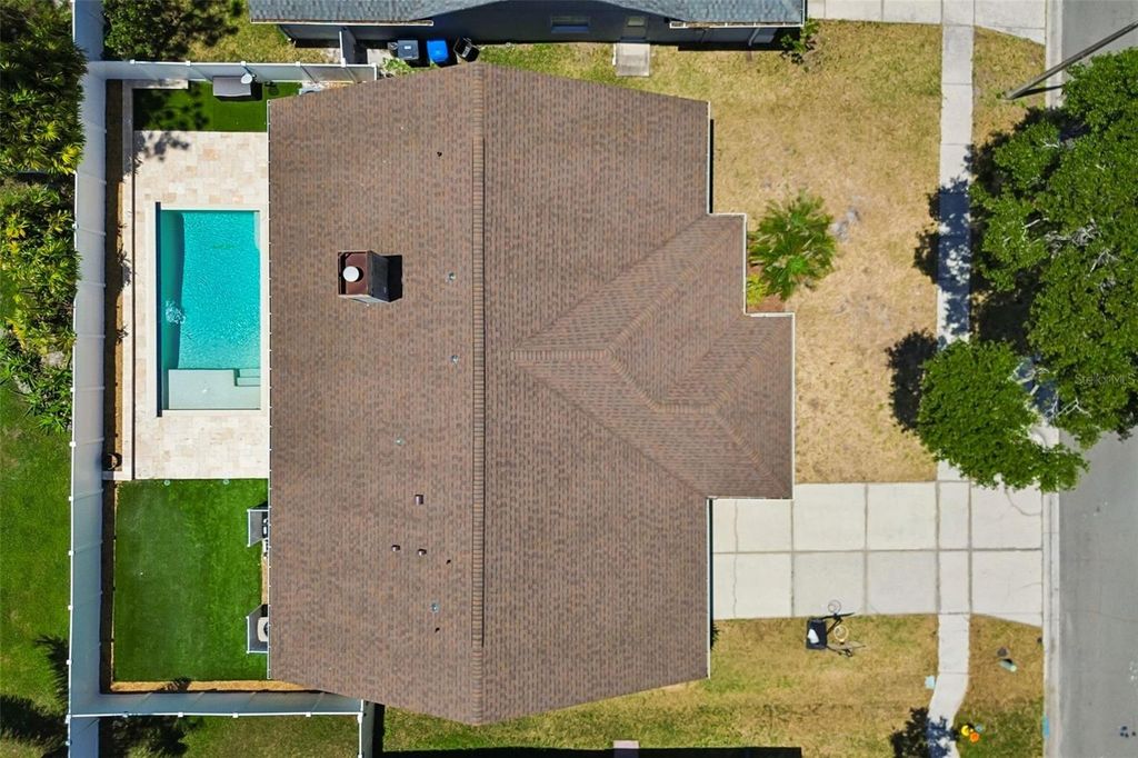 Image 20 of property listing at 9735 CYPRESS POND AVENUE, Tampa, FL 33647
