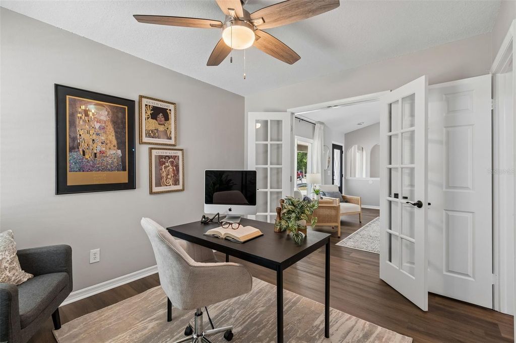 Image 30 of property listing at 9735 CYPRESS POND AVENUE, Tampa, FL 33647