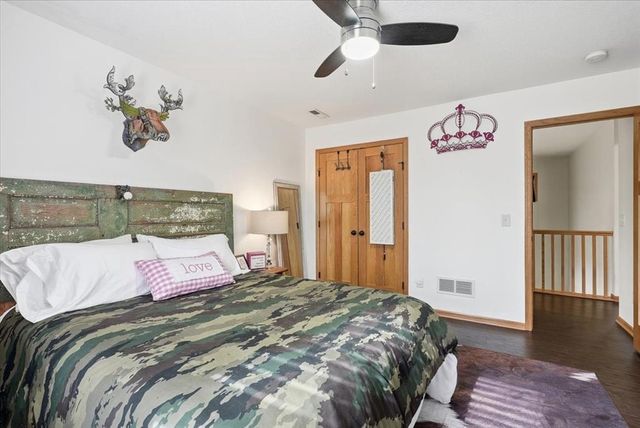 1431 Pioneer Circle, Houlton, WI 54082