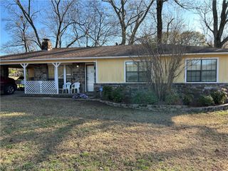 407 Dogwood Loop, Alma, AR 72921