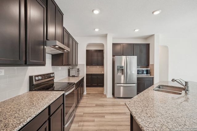 7937 Emmeline, Boerne, TX 78015