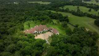 40693 Center Hill Road, Hempstead, TX 77445