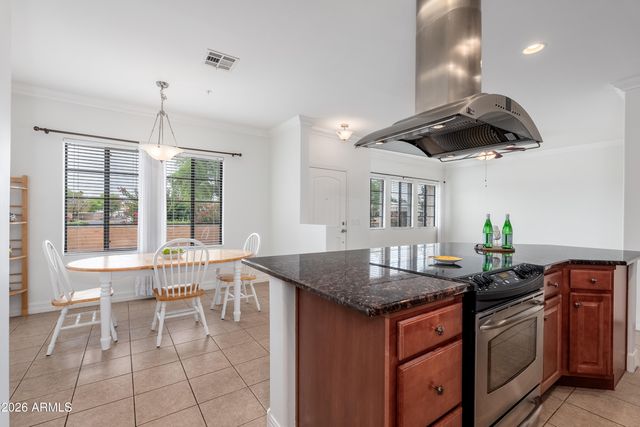 10757 N 74TH Street 1003, Scottsdale, AZ 85260