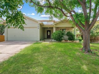 109 Orange Tree LN, Georgetown, TX 78626