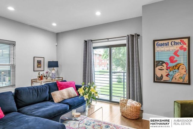 3130 Mayberry Court, Omaha, NE 68105