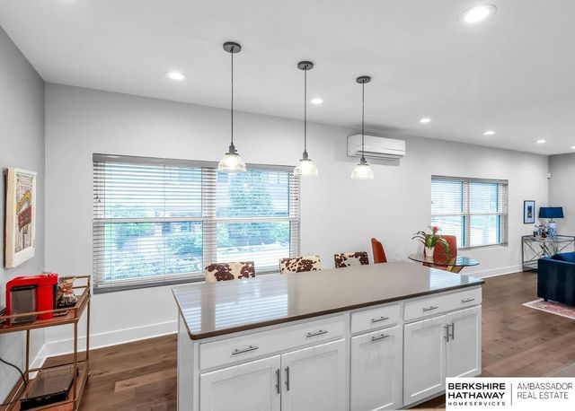 3130 Mayberry Court, Omaha, NE 68105