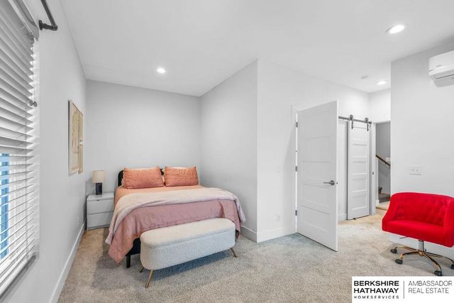 3130 Mayberry Court, Omaha, NE 68105