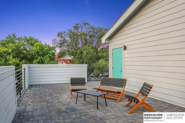 3130 Mayberry Court, Omaha, NE 68105