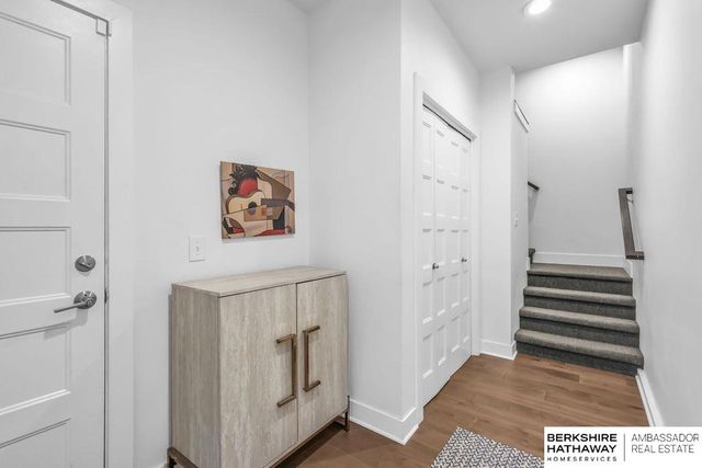 3130 Mayberry Court, Omaha, NE 68105