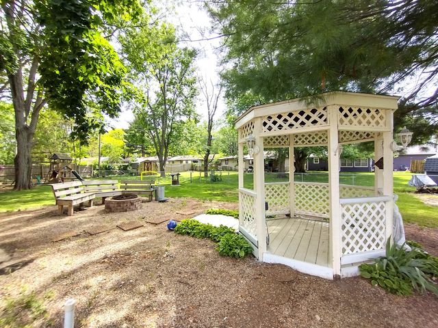 2321 Devon Court, Loves Park, IL 61111