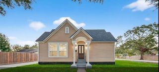2725 Avenue F, Rosenberg, TX 77471