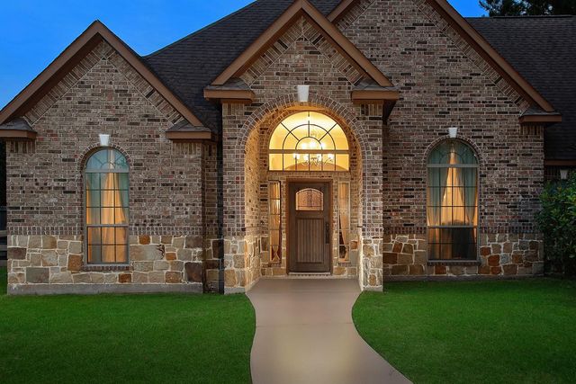 15636 Connie Lane, Montgomery, TX 77316