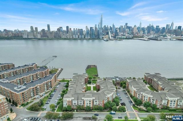 24 Ave At Port Imperial 230, West New York, NJ 07093