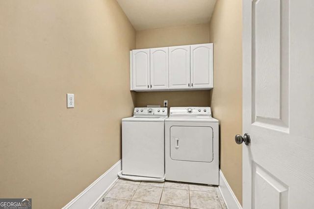 1395 Cresthaven Lane, Lawrenceville, GA 30043
