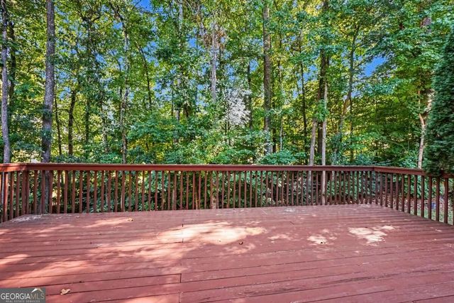 1395 Cresthaven Lane, Lawrenceville, GA 30043