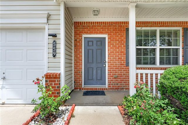 559 Windstone Trail, Alpharetta, GA 30004