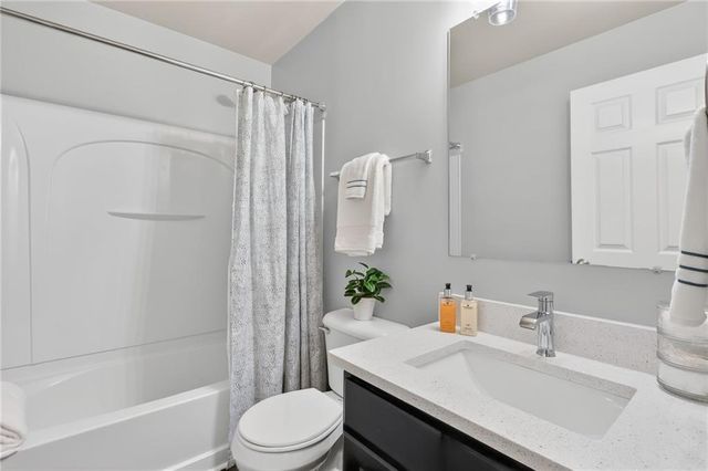 559 Windstone Trail, Alpharetta, GA 30004