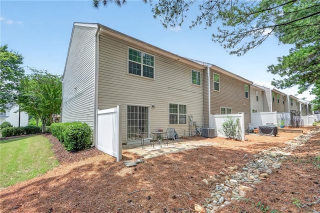 559 Windstone Trail, Alpharetta, GA 30004