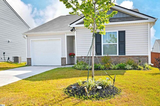 224 Boxbury Way, Fountain Inn, SC 29644