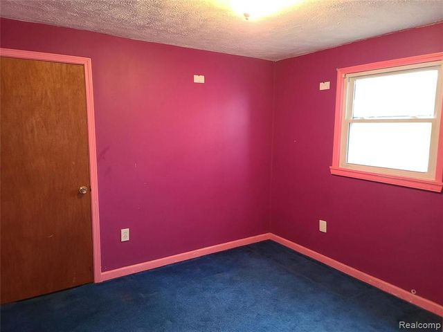 6964 S State Road, Bancroft, MI 48414