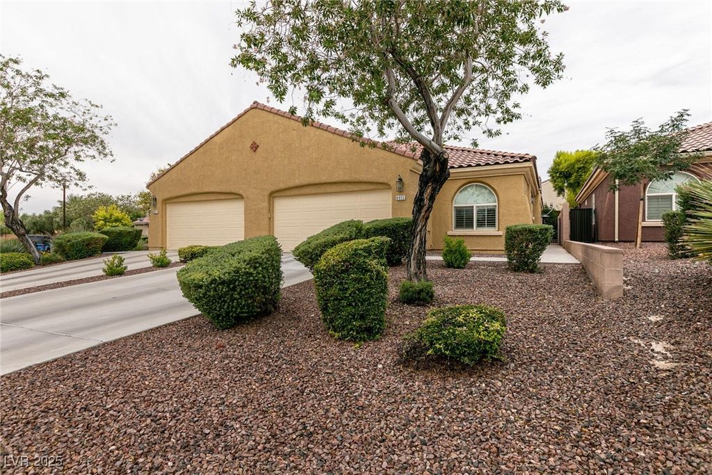 8955 Sandy Isle Court, Las Vegas, NV 89131
