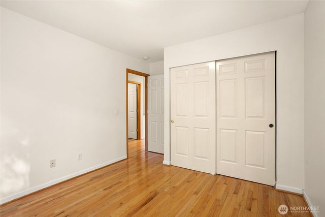 22833 SE 241st Place, Maple Valley, WA 98038