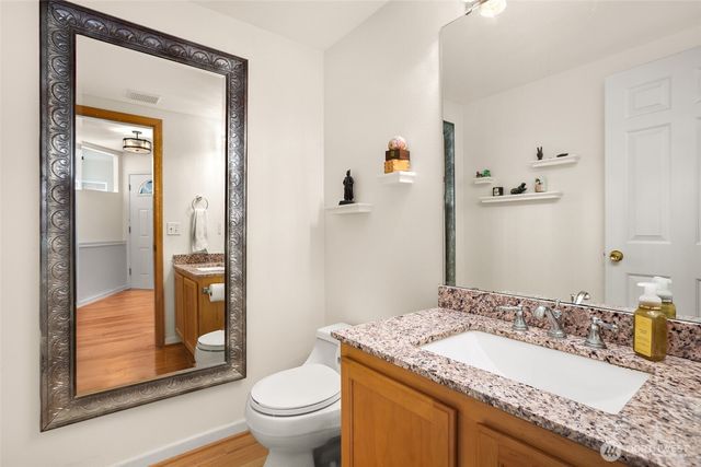 22833 SE 241st Place, Maple Valley, WA 98038