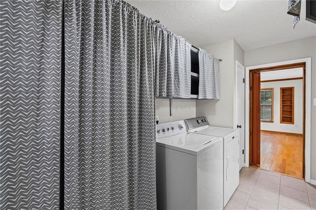 8731 Dutch Valley Court, Mobile, AL 36695