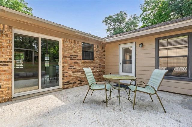 8731 Dutch Valley Court, Mobile, AL 36695
