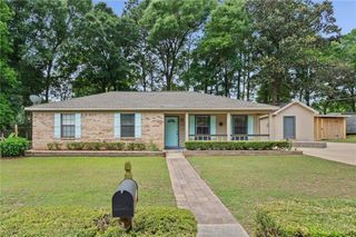 8731 Dutch Valley Court, Mobile, AL 36695
