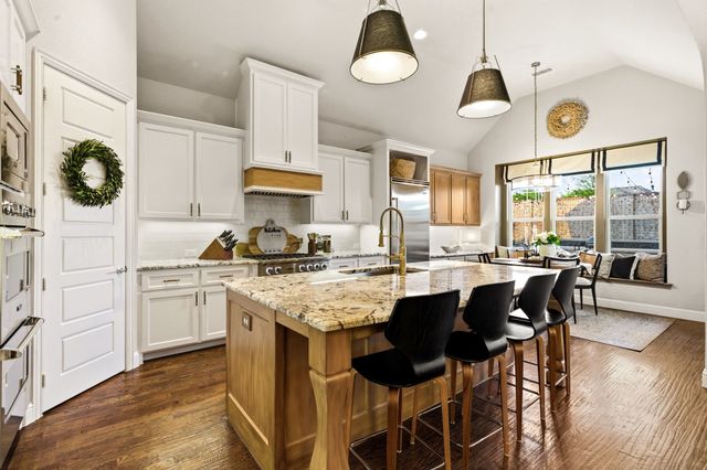 5678 Highflyer Hills Trail, Frisco, TX 75036