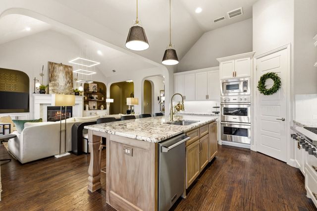 5678 Highflyer Hills Trail, Frisco, TX 75036